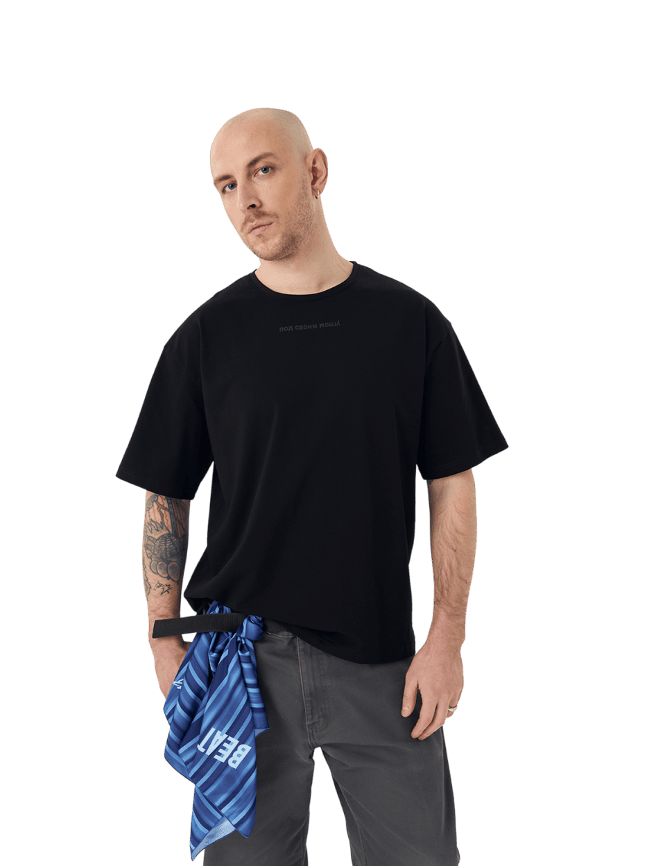 Футболка «Под своим углом», чёрная